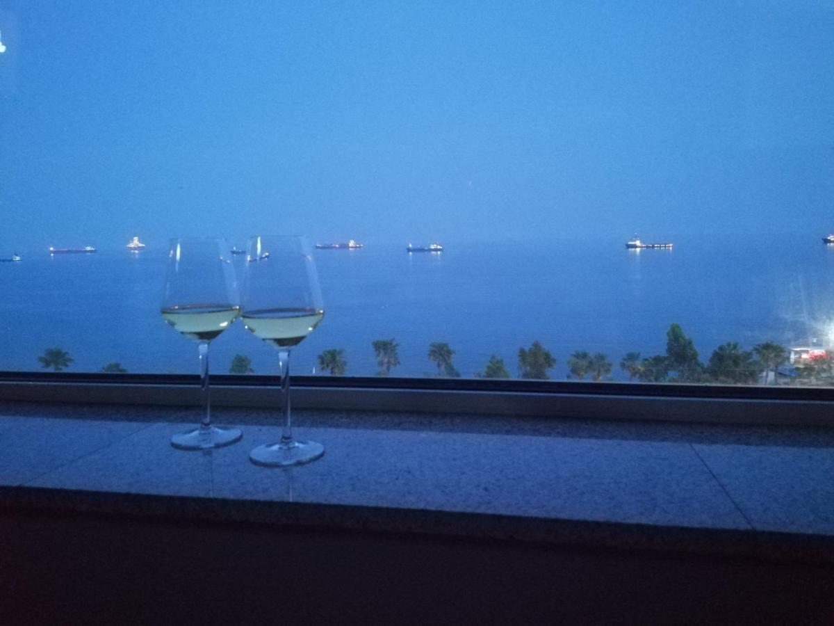 A City-Center Seaview Penthouse At Oceanic Lemesós Eksteriør bilde