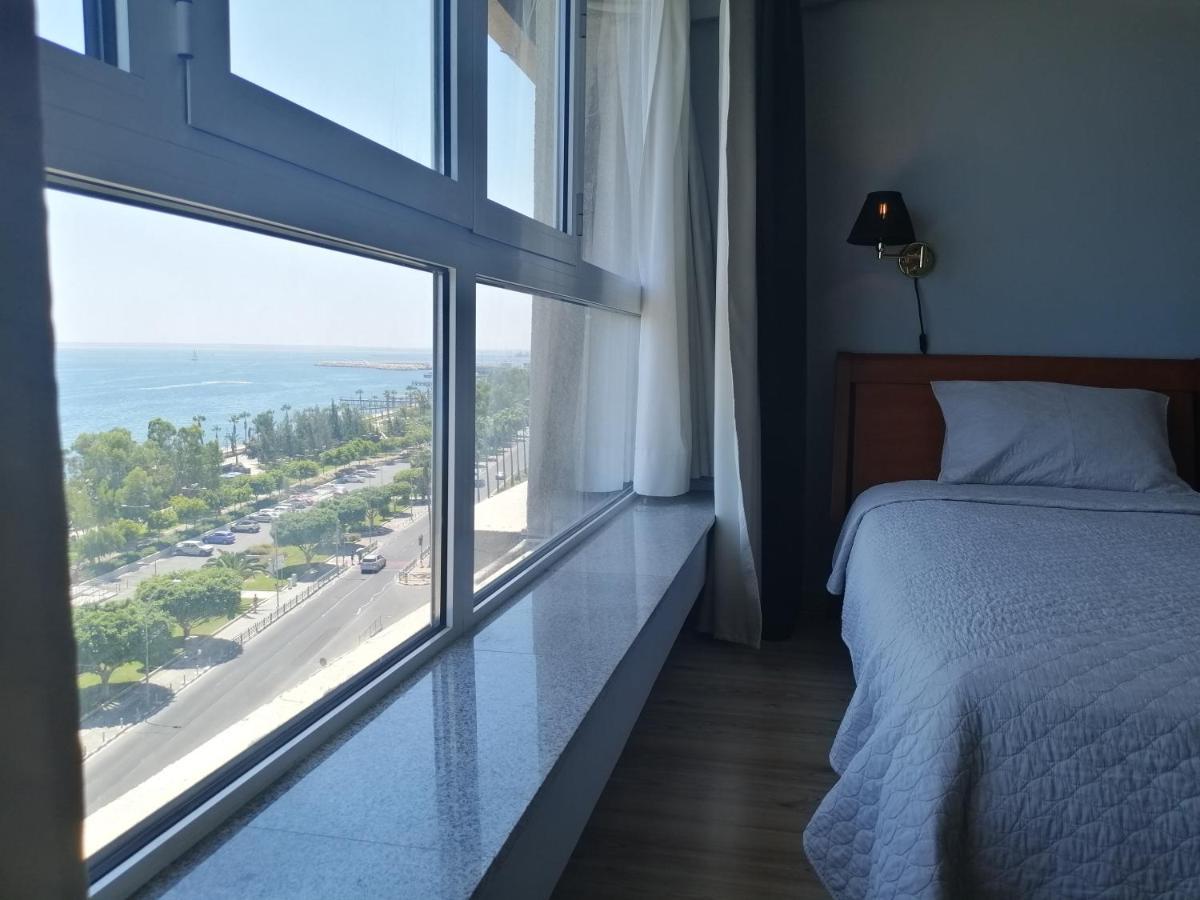 A City-Center Seaview Penthouse At Oceanic Lemesós Eksteriør bilde